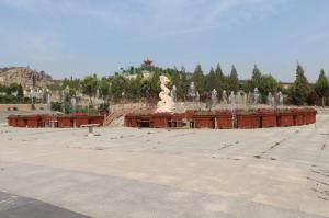 陵园内景
